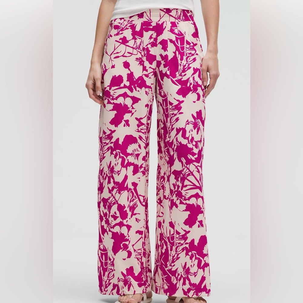 Swift Wide-Leg Mid-Rise Pant